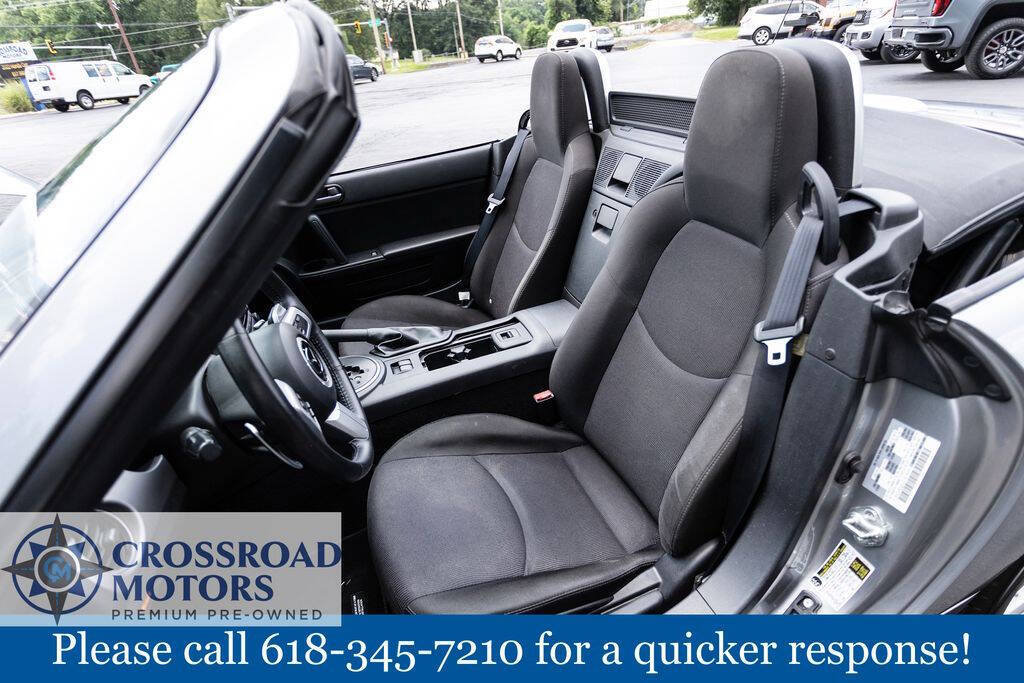 Used 2012 MAZDA MX-5 Miata Sport RWD image 24