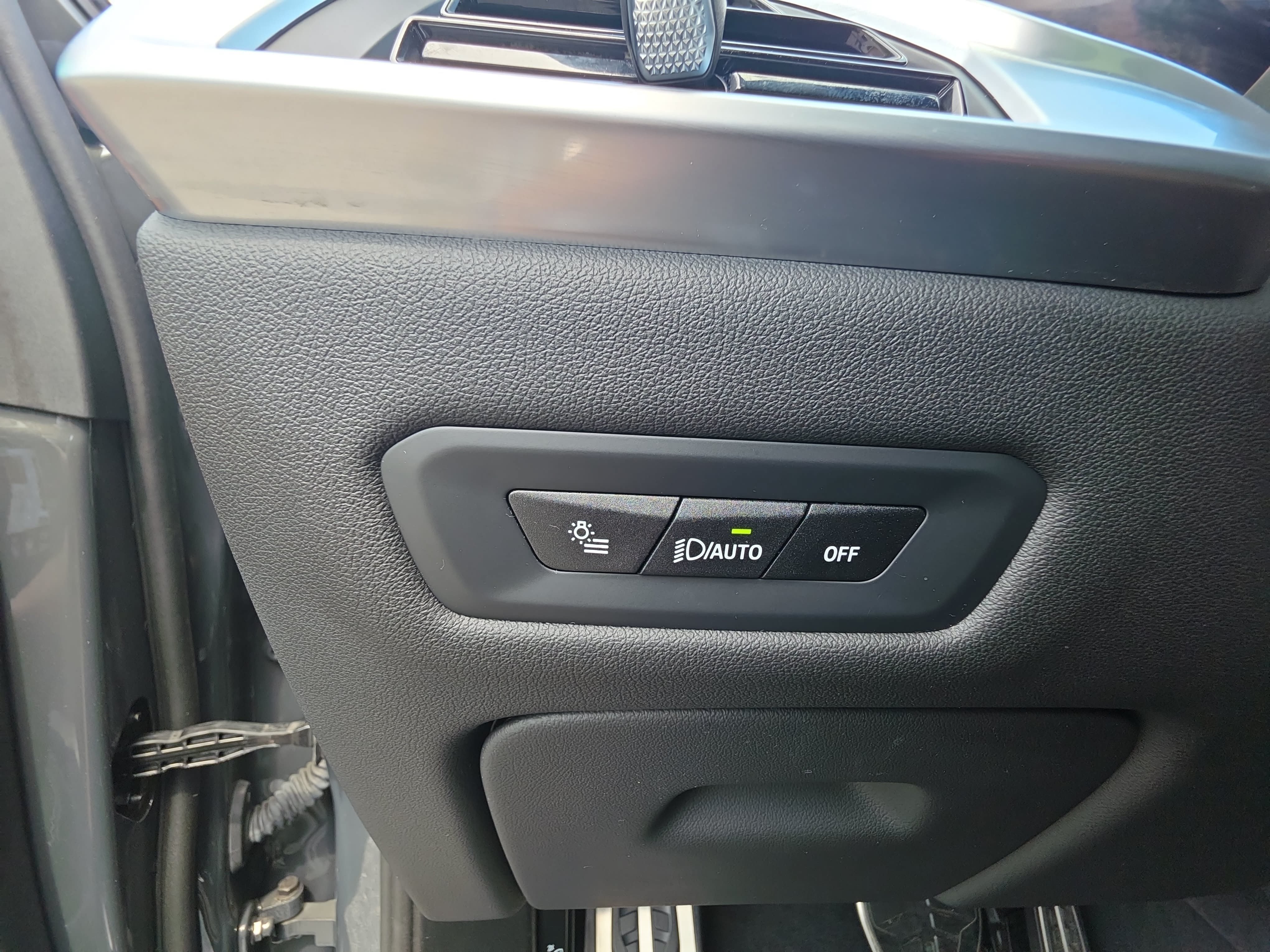 Used 2025 BMW X5 M60i AWD/4WD image 28