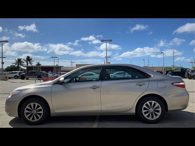 Used 2017 Toyota Camry FWD image 8