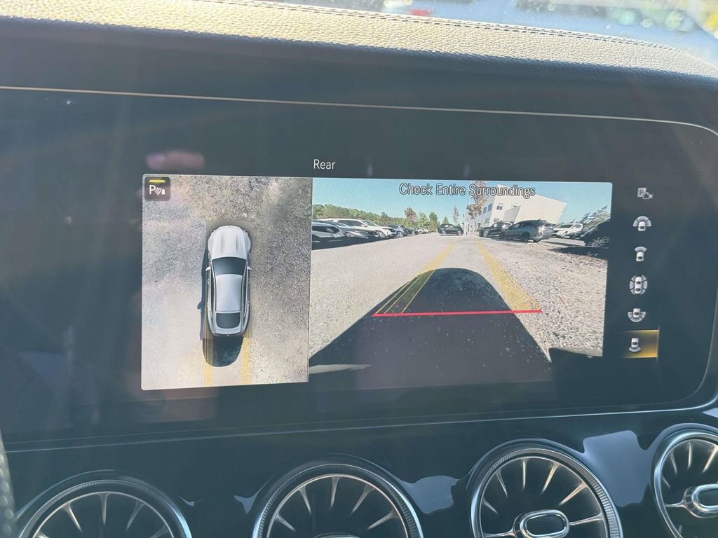 Used 2022 Mercedes-Benz AMG GT 43 image 11