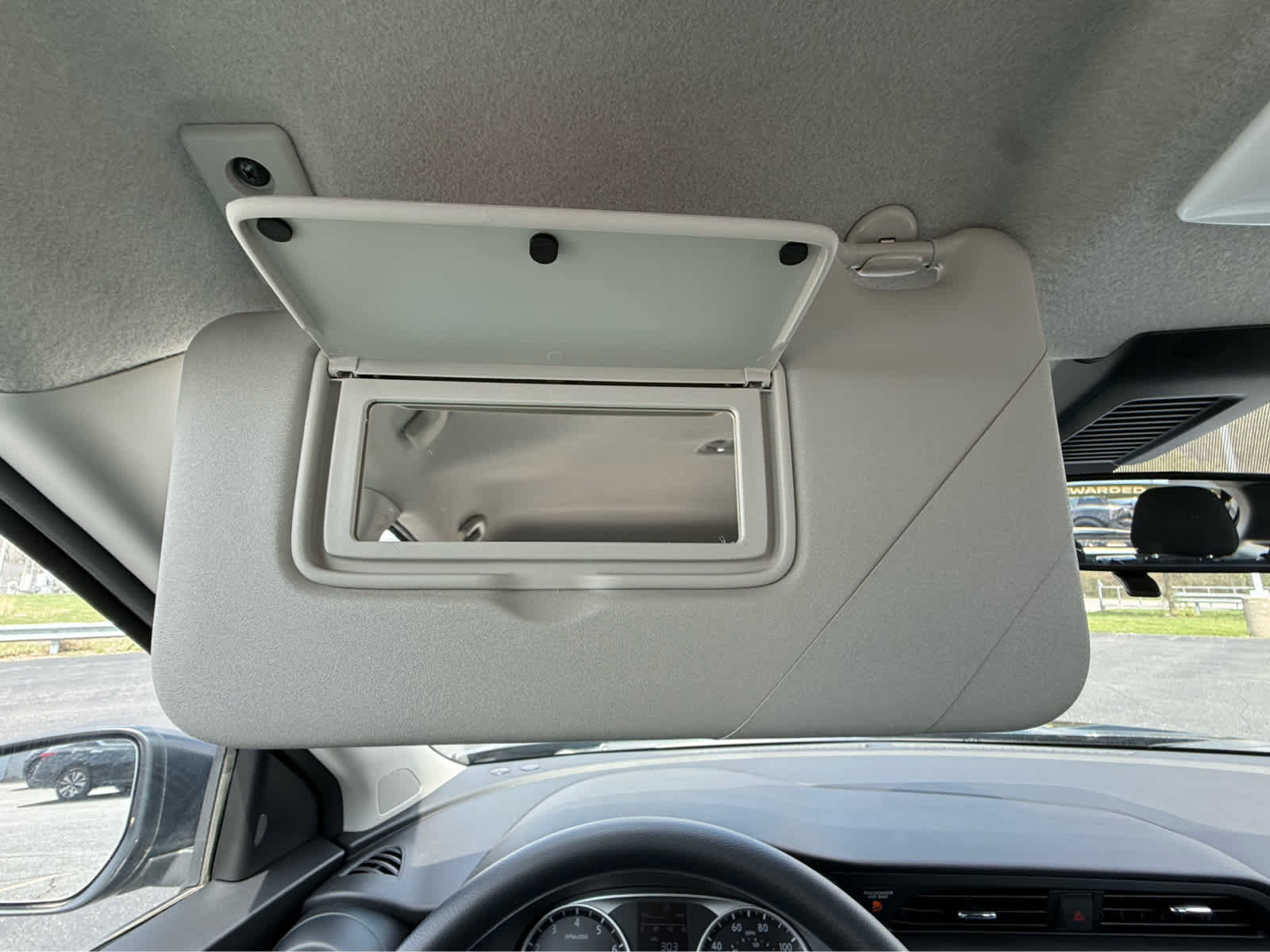 Used 2025 Nissan Kicks Play S FWD image 28