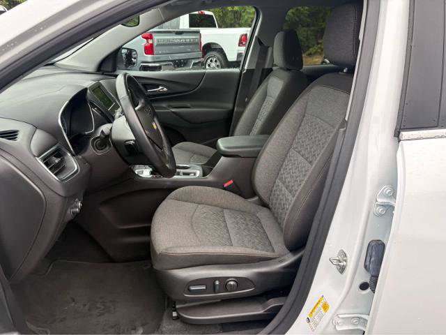 Used 2024 Chevrolet Equinox LT AWD/4WD image 16