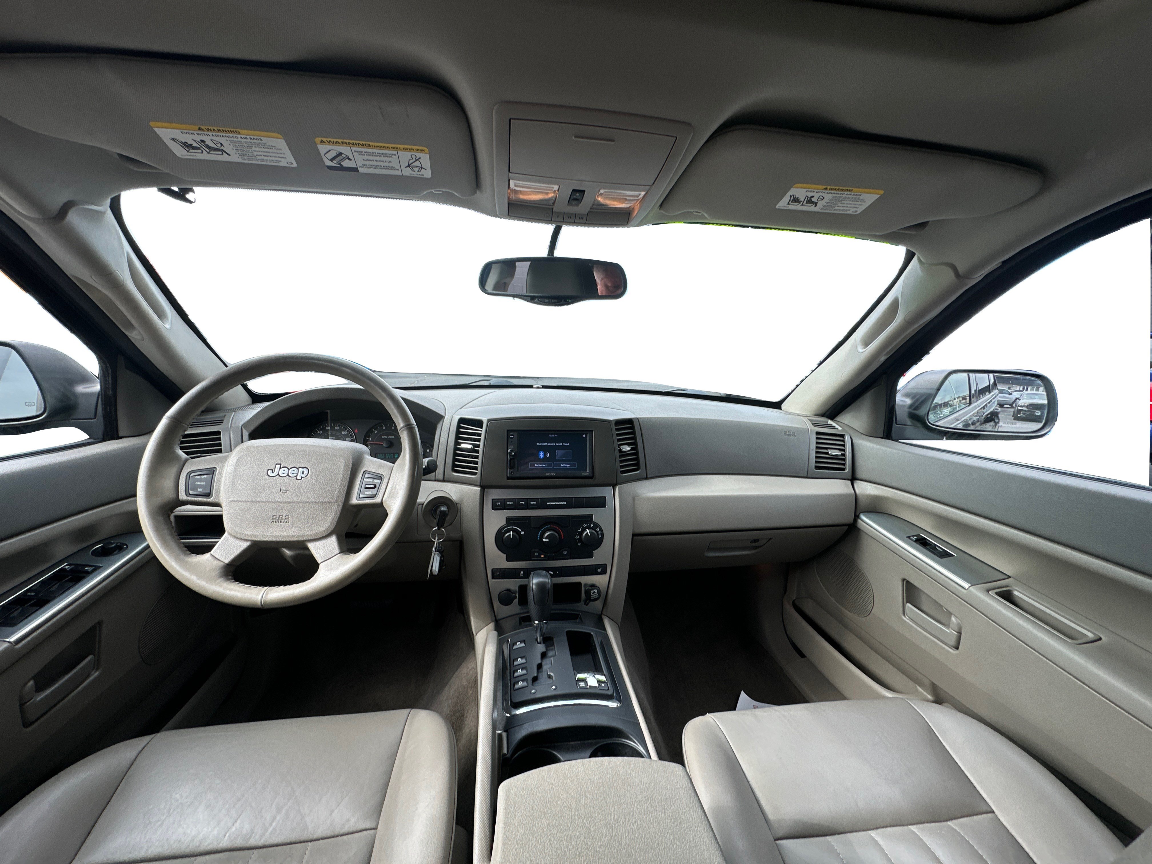 Used 2005 Jeep Grand Cherokee Laredo AWD/4WD image 12