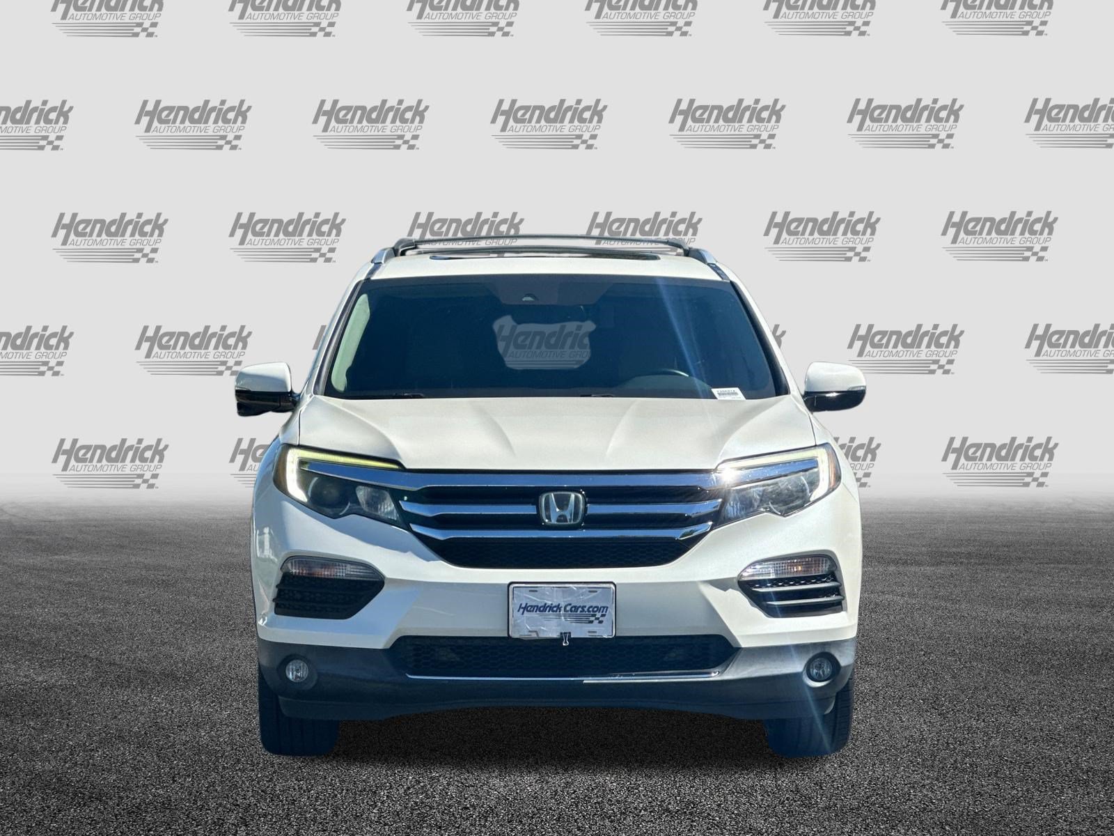 Used 2016 Honda Pilot Touring image 10