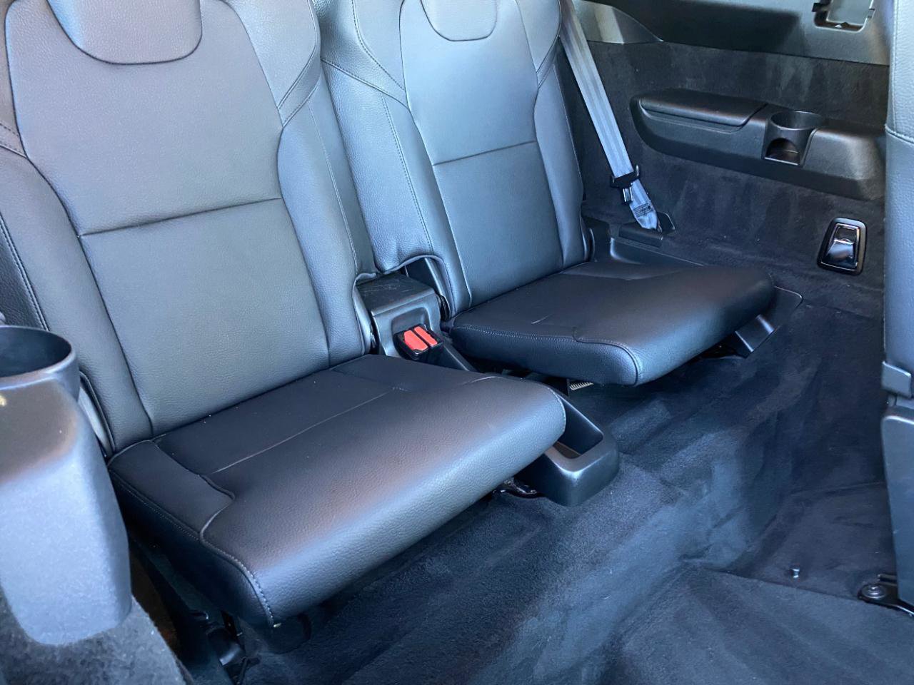 Used 2020 Volvo XC90 T6 Momentum image 44