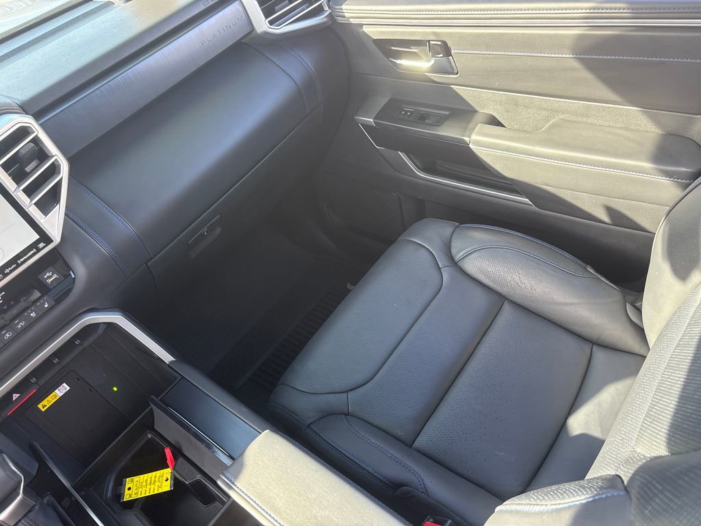 Used 2024 Toyota Sequoia Platinum image 16