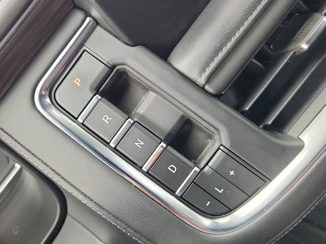 Used 2022 Chevrolet Tahoe LS w/ Driver Alert Package RWD image 15