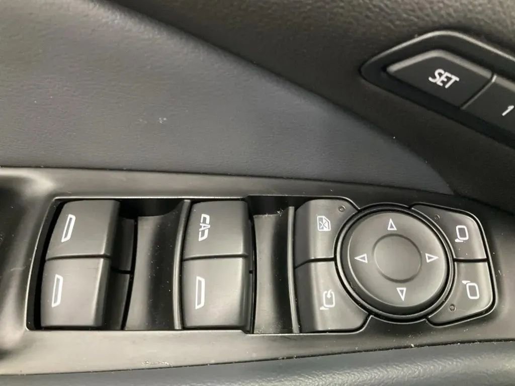 Used 2024 Buick Enclave Premium image 17