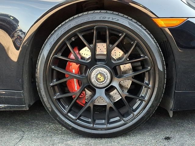 Used 2015 Porsche 911 Carrera 4 GTS image 12