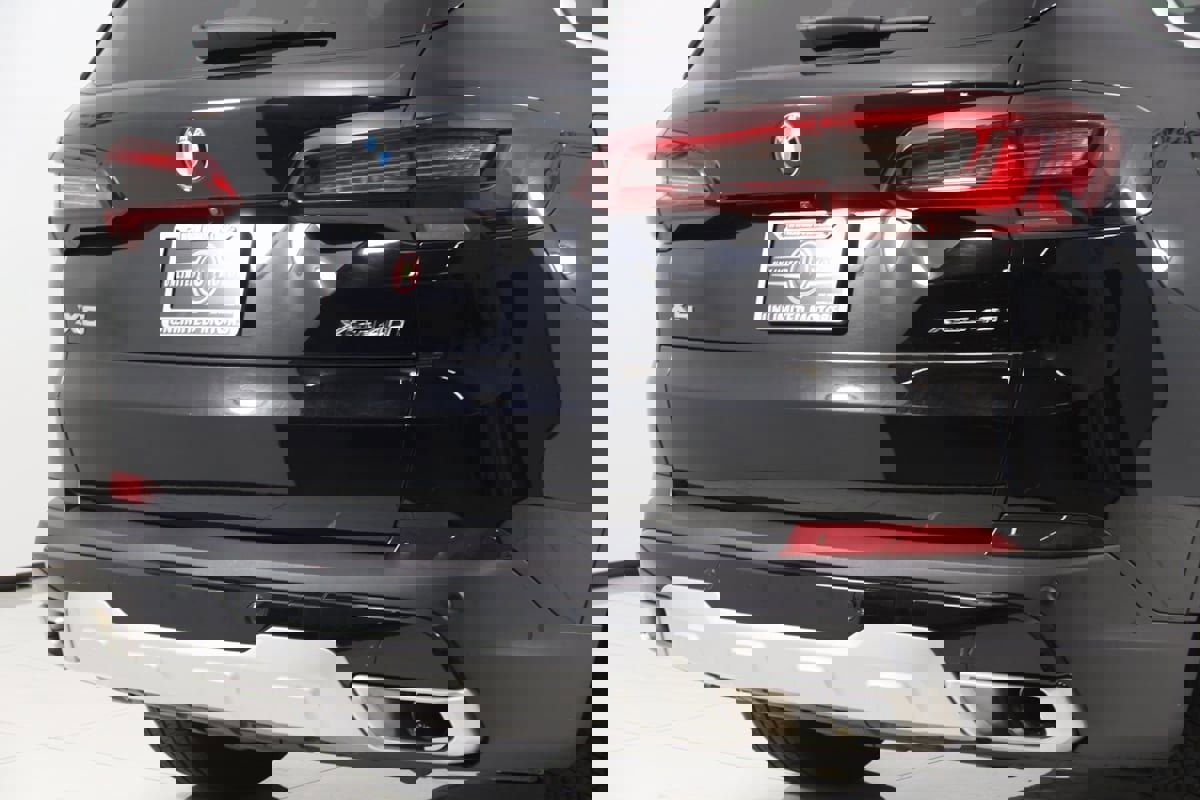 Used 2023 BMW X5 xDrive40i w/ Premium Package image 49
