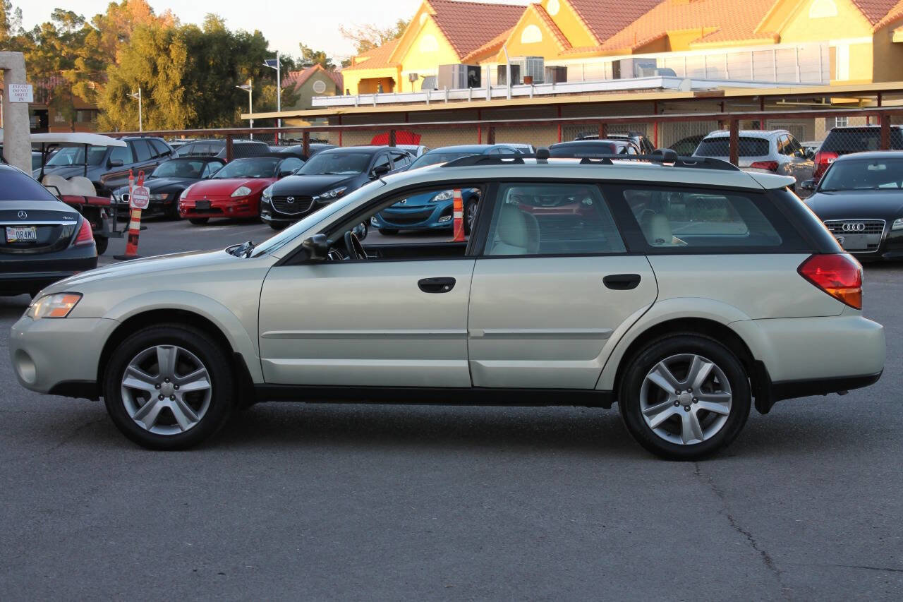Used 2007 Subaru Outback 2.5i L.L. Bean image 4