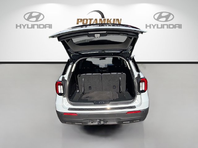 Used 2025 Ford Explorer Active RWD image 25