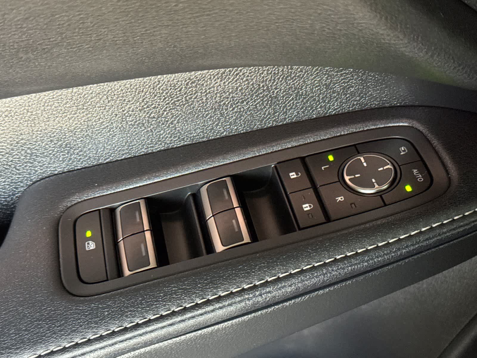 Certified 2025 Lexus RX 350 AWD/4WD image 13