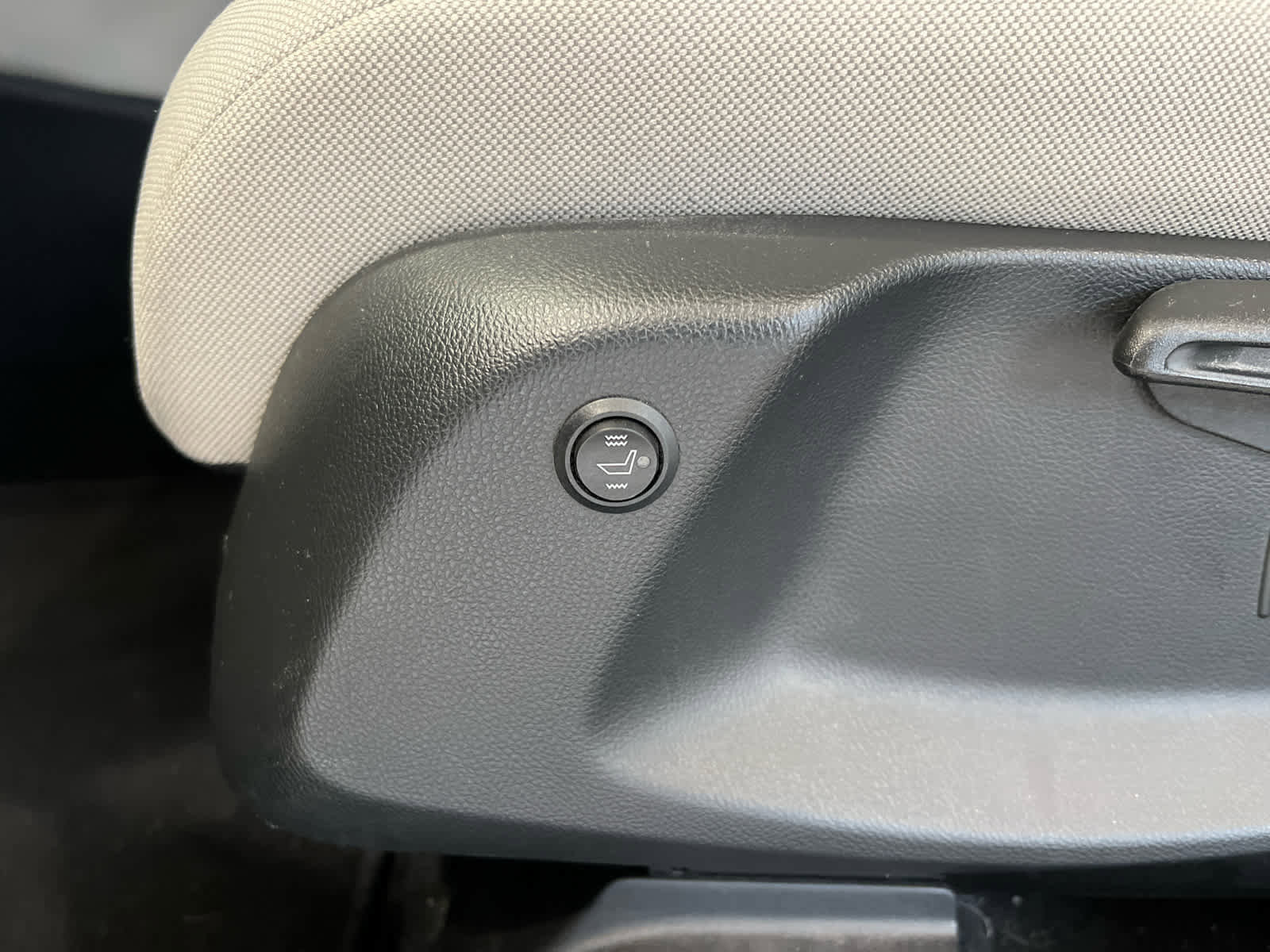 Used 2024 Honda HR-V LX image 14