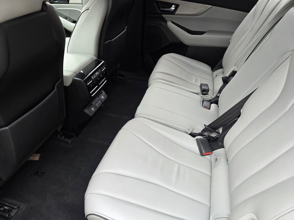 Used 2023 Acura MDX SH-AWD w/ Advance Package image 40