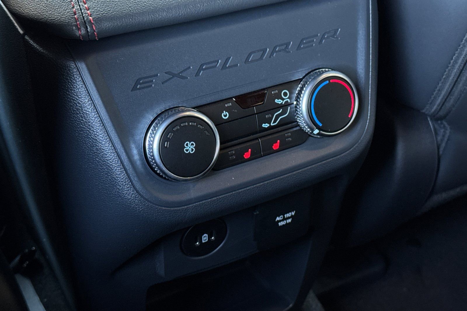 New 2026 Ford Explorer ST-Line w/ ST-Line Street Pack image 14