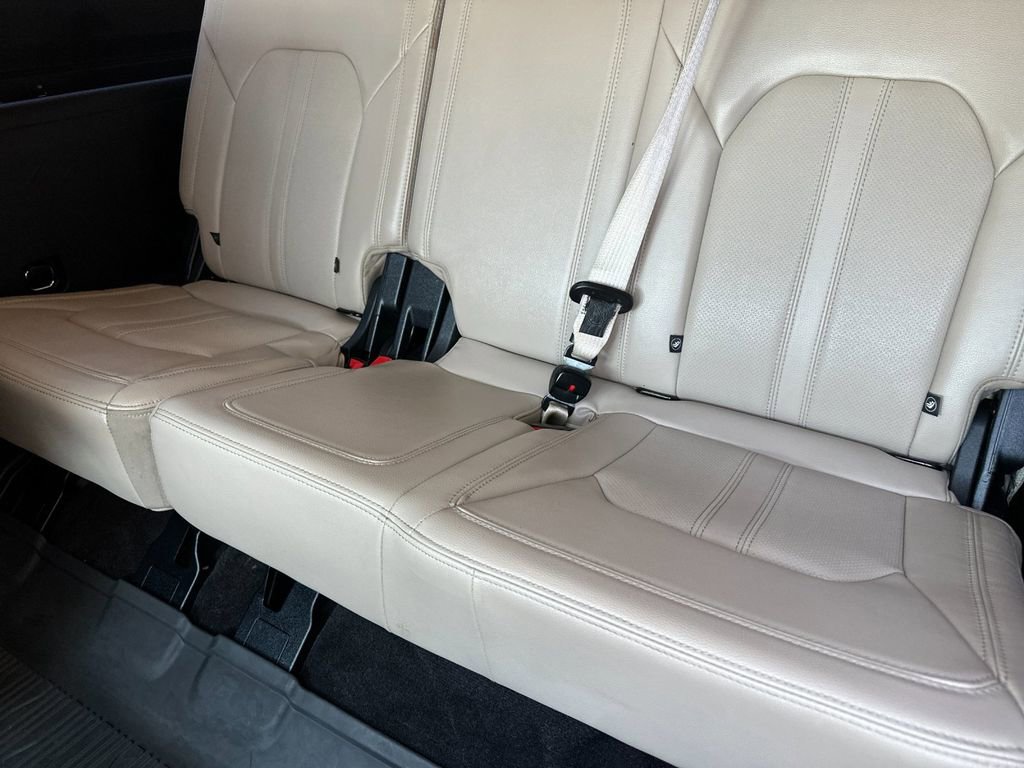 Used 2022 Ford Expedition Max Limited AWD/4WD image 14