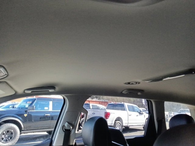 Used 2023 Kia Telluride LX image 15