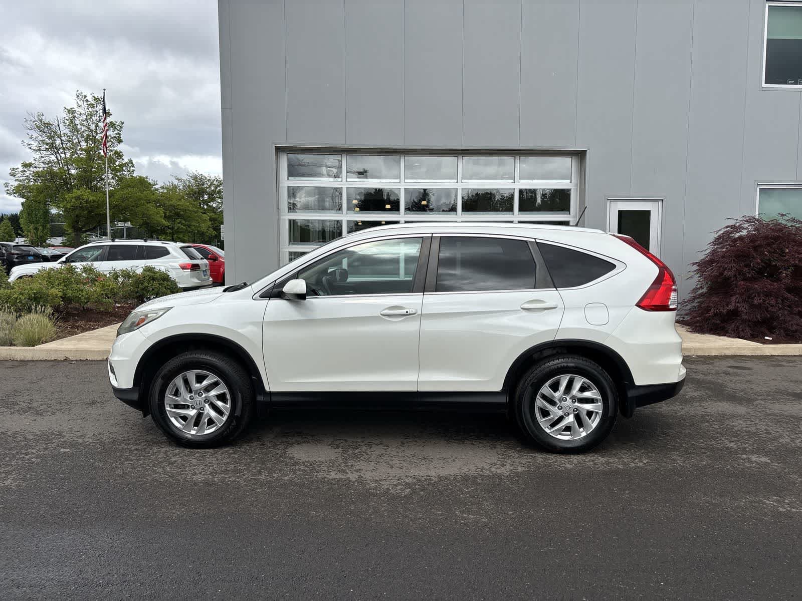 Used 2015 Honda CR-V EX-L image 2