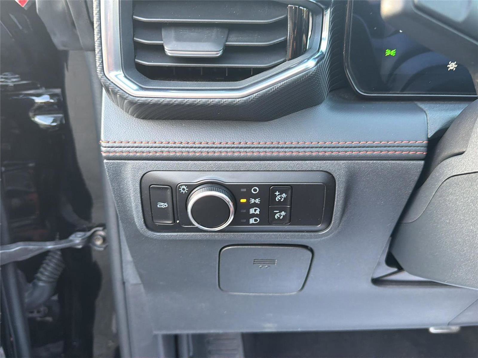 Used 2024 Ford Mustang Premium RWD image 15