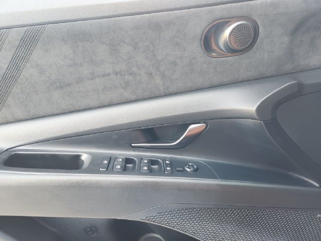 Used 2023 Hyundai Elantra N FWD image 23