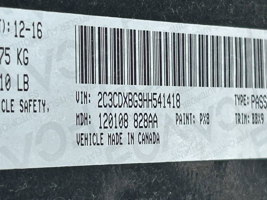 Used 2017 Dodge Charger SE RWD image 14