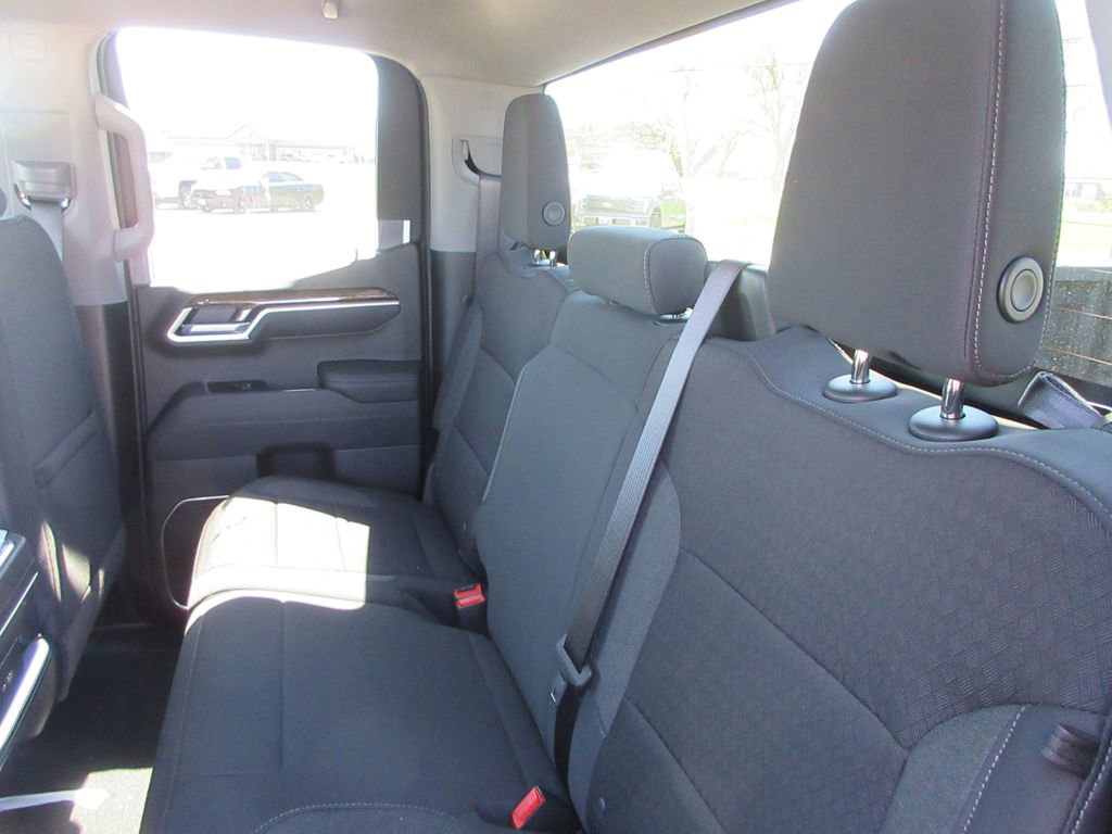 New 2026 GMC Sierra 1500 Elevation image 13