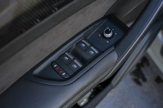 Used 2019 Audi SQ5 Premium Plus w/ Premium Plus Package AWD/4WD image 17