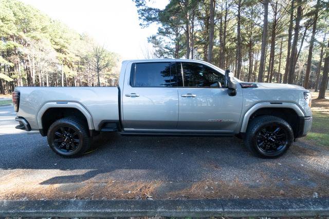 Used 2024 GMC Sierra 2500 AT4 w/ AT4 Premium Plus Package image 2