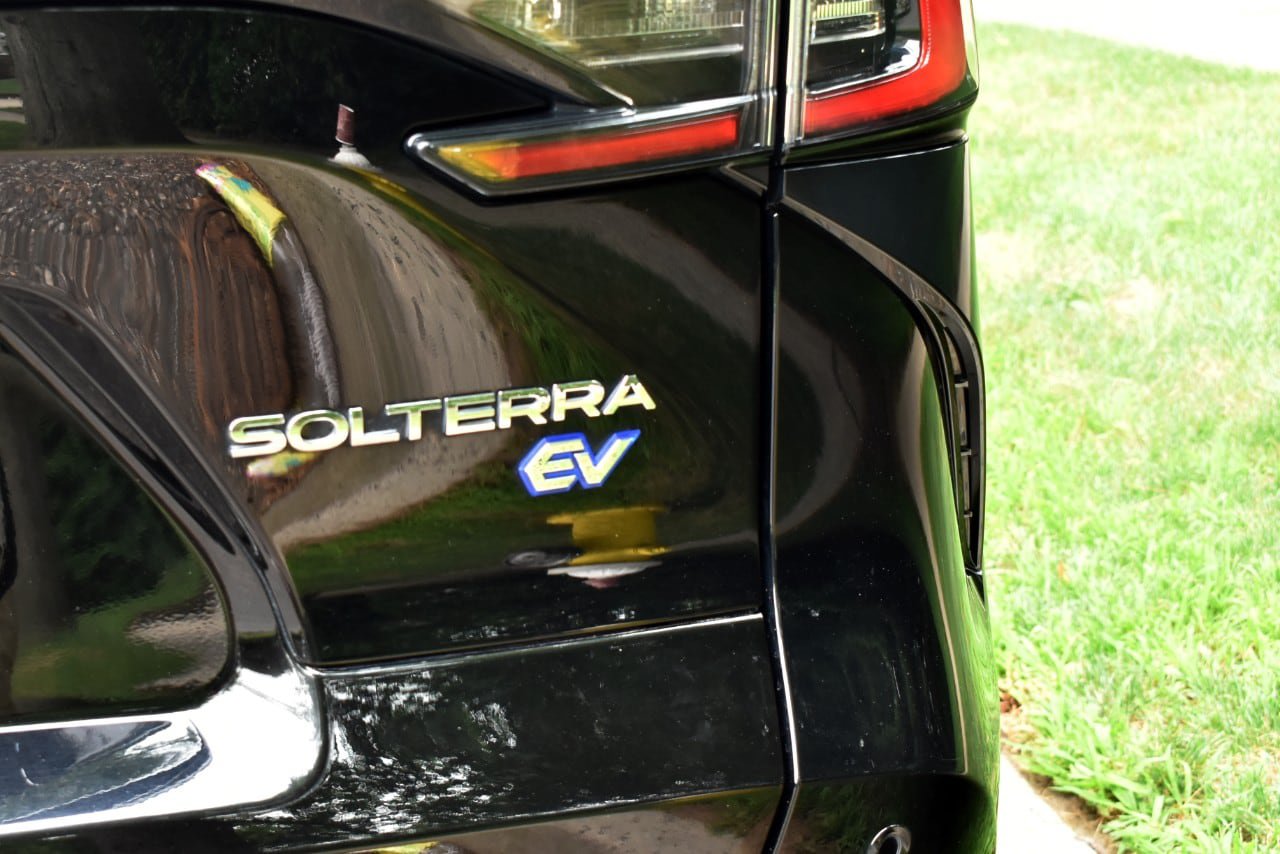 Used 2023 Subaru Solterra AWD image 35