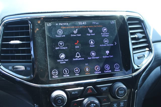 Used 2019 Jeep Grand Cherokee Altitude RWD image 25