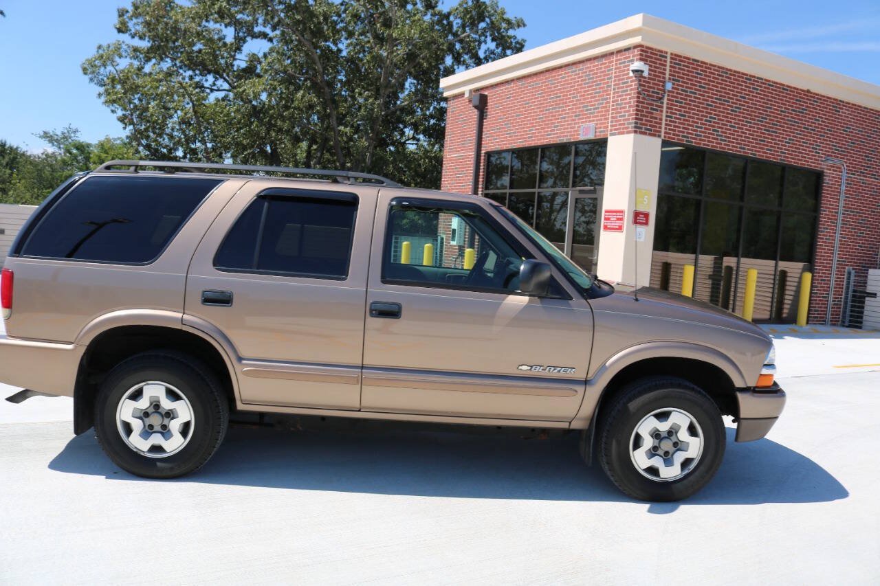 Used 2004 Chevrolet Blazer LS w/ Preferred Equipment Group AWD/4WD image 34
