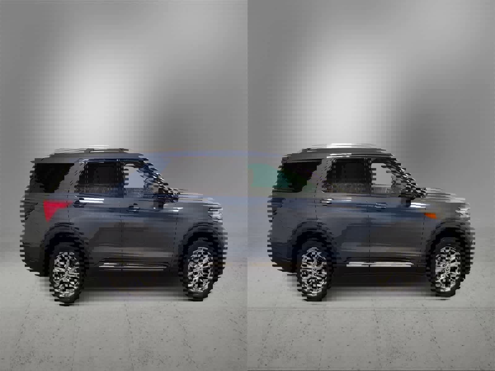 Used 2021 Ford Explorer Limited w/ Equipment Group 301A image 9