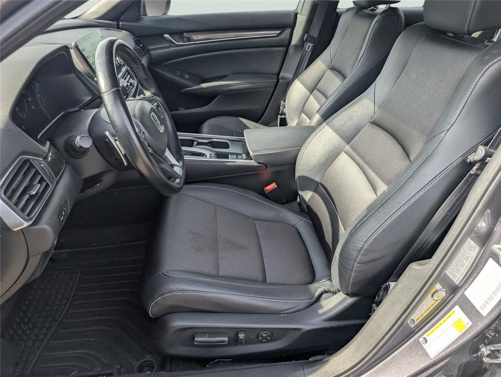 Used 2020 Honda Accord Sport image 10