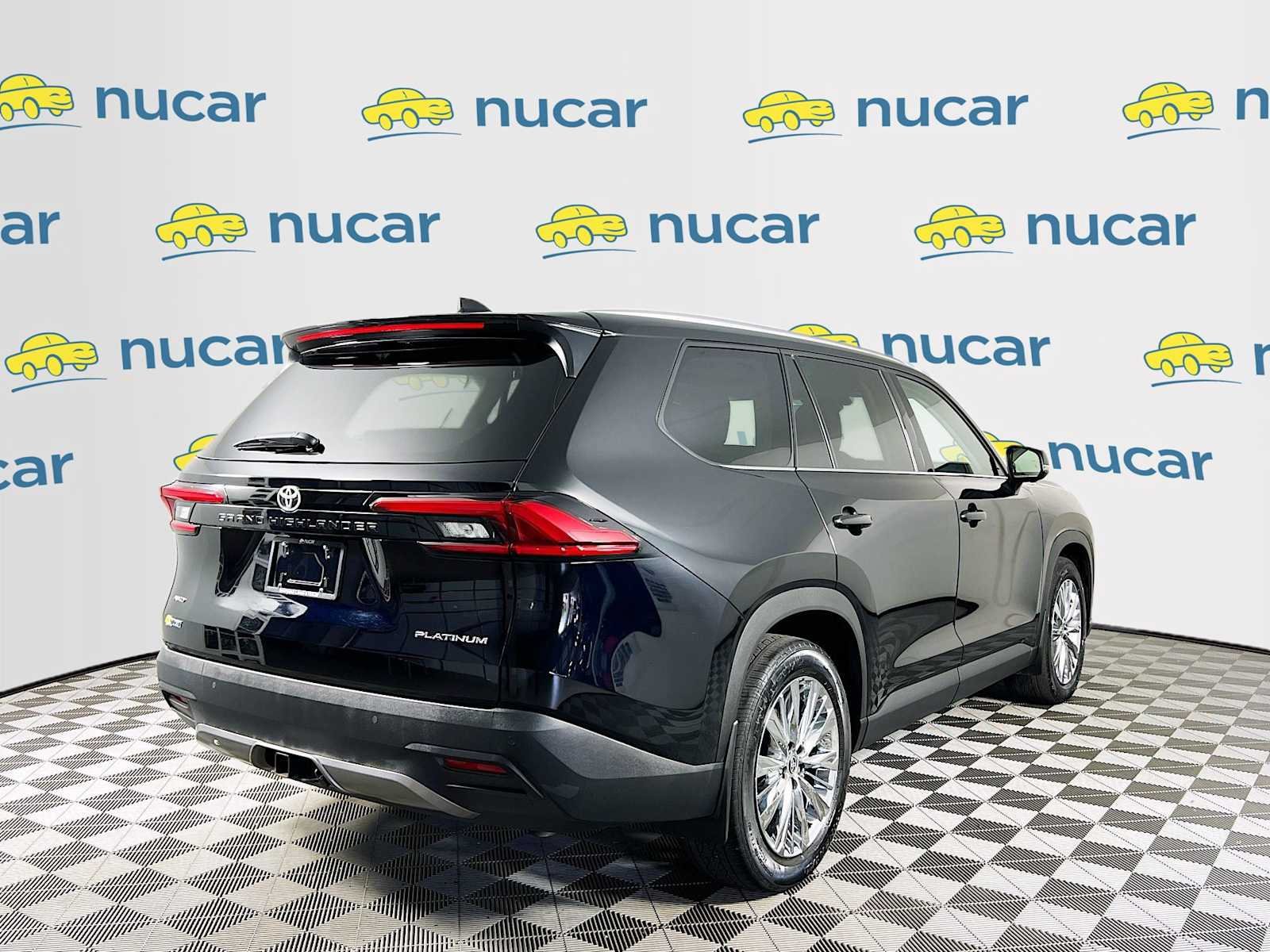 Used 2024 Toyota Grand Highlander AWD image 7