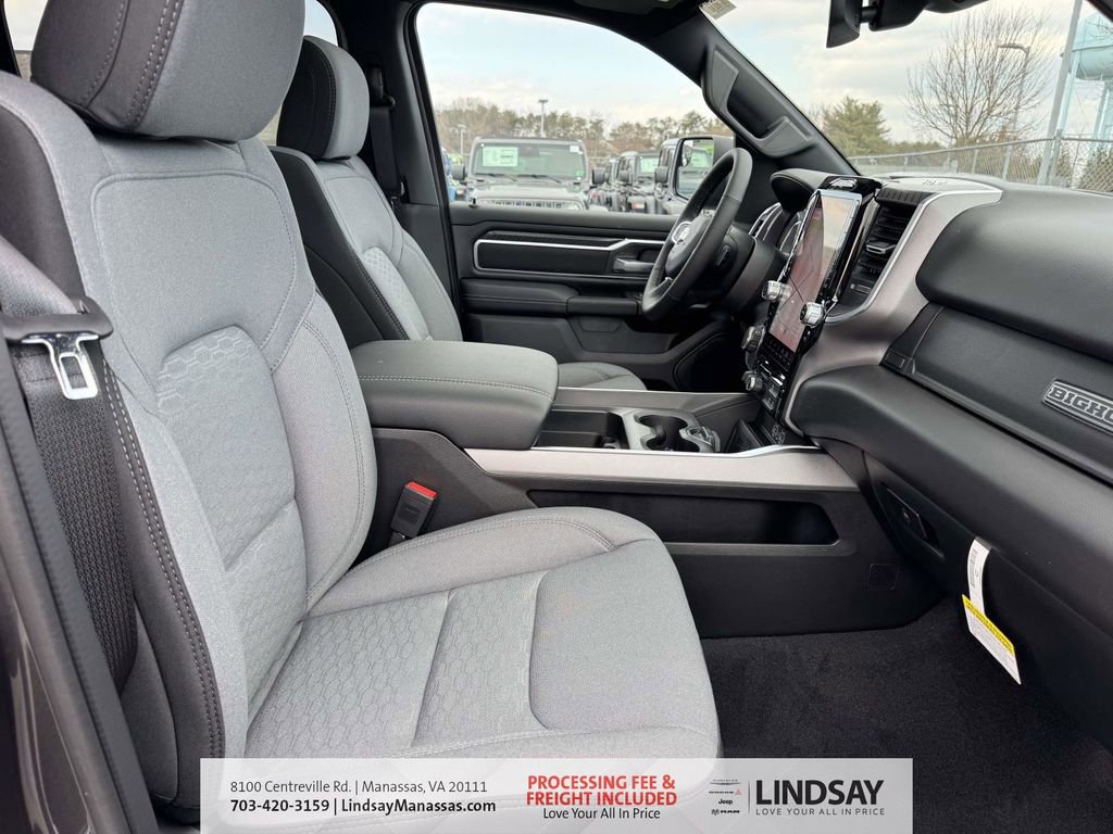 New 2026 RAM 1500 4x4 Crew Cab image 13