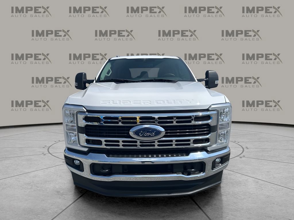 Used 2023 Ford F350 XLT image 8