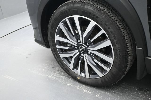 Used 2024 Nissan Kicks SV FWD image 17