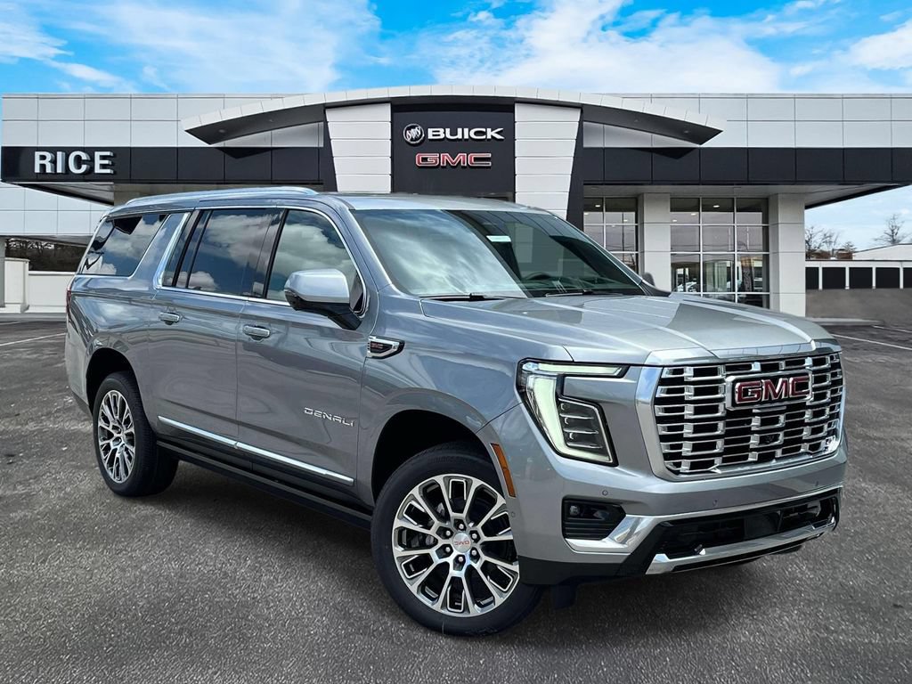 New 2026 GMC Yukon XL Denali w/ Sun & Power Step Package