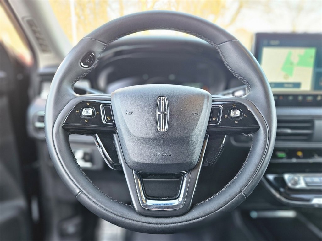 Used 2023 Lincoln Corsair AWD image 21