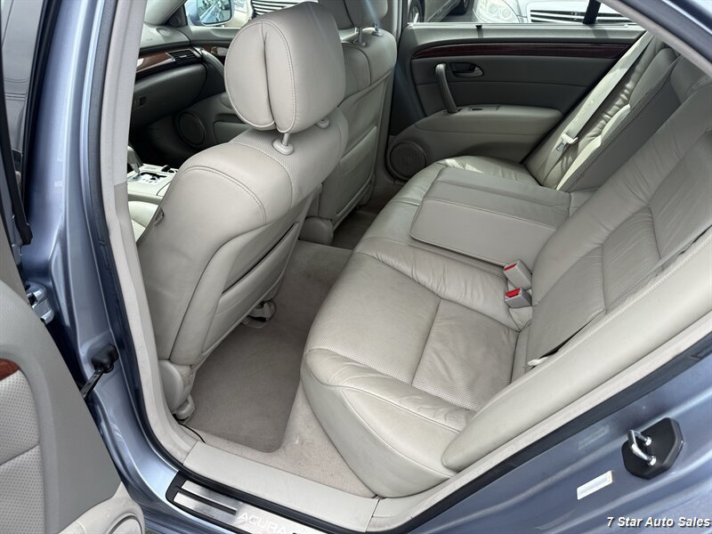 Used 2005 Acura RL AWD/4WD image 17