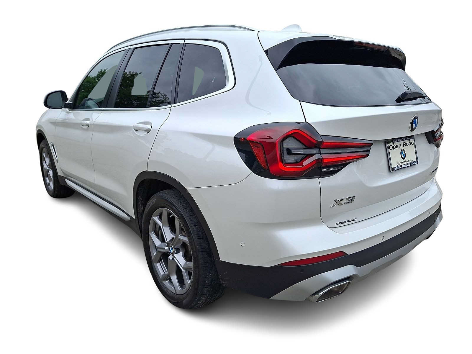 Used 2023 BMW X3 xDrive30i w/ Premium Package AWD/4WD image 4