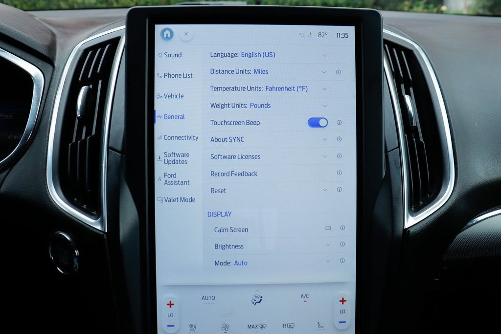 Used 2021 Ford Edge Titanium w/ Cargo Accessory Package image 36