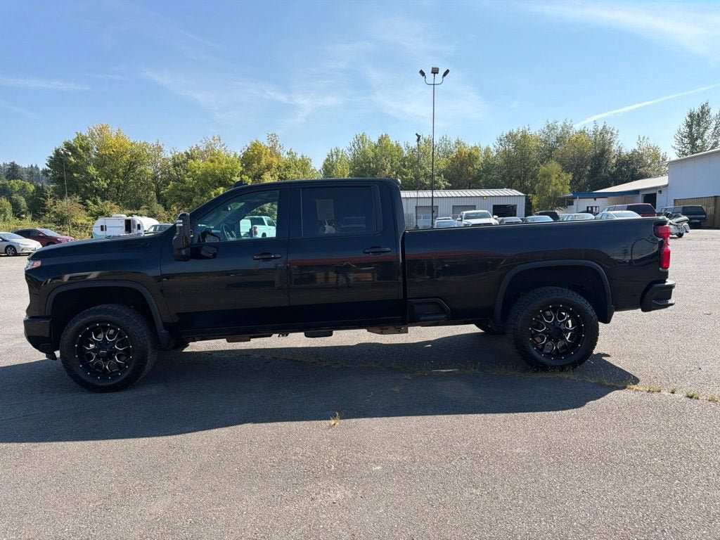 Used 2024 Chevrolet Silverado 3500 LTZ w/ LTZ Plus Package AWD/4WD image 9