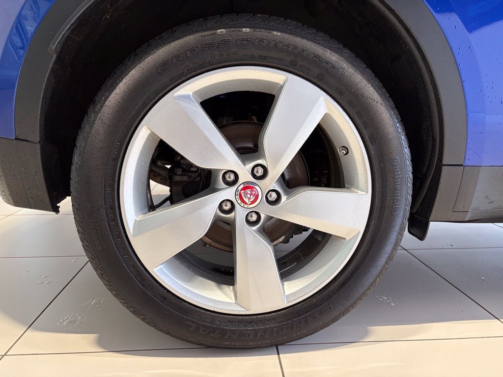 Used 2020 Jaguar E-PACE AWD/4WD image 13