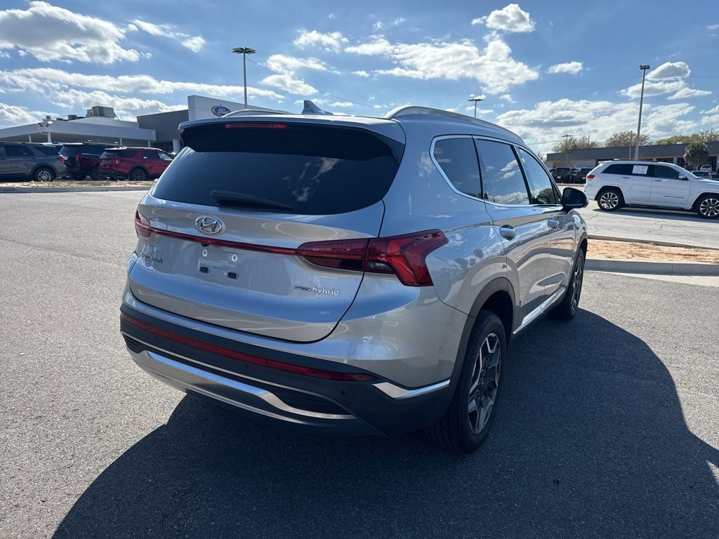 Used 2023 Hyundai Santa Fe SEL Premium image 3