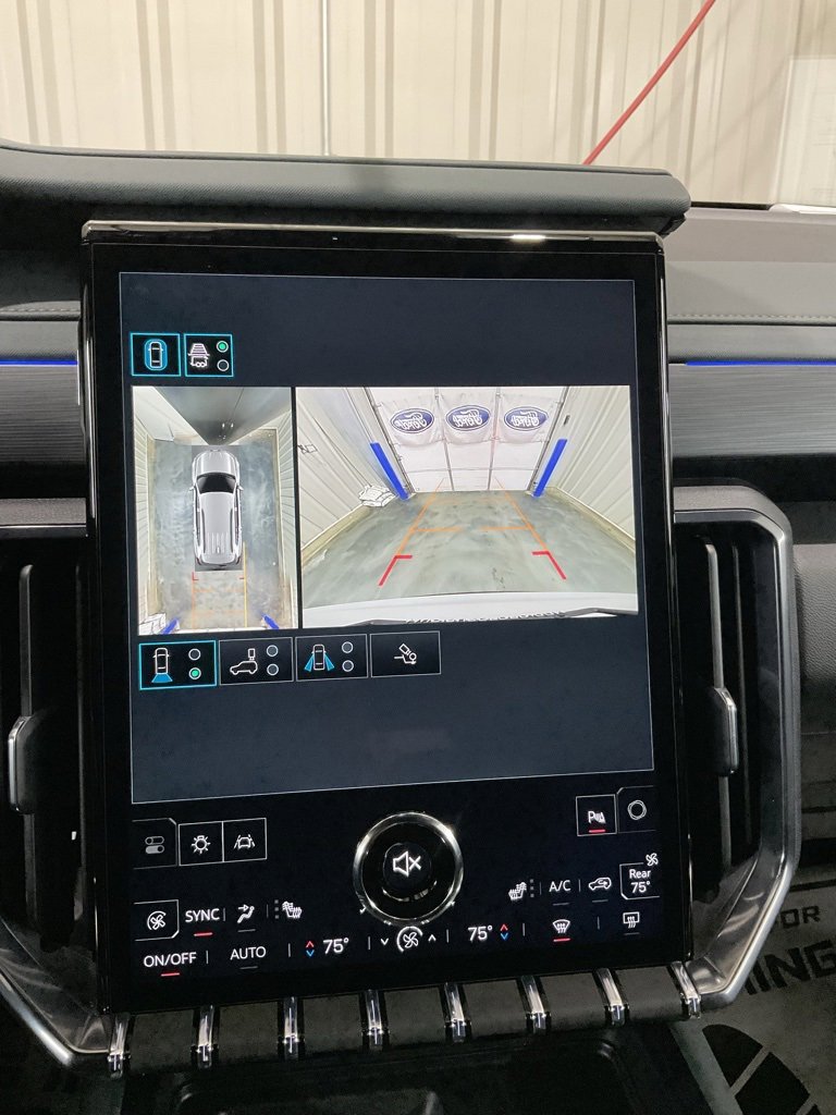 Used 2025 GMC Acadia AT4 image 20