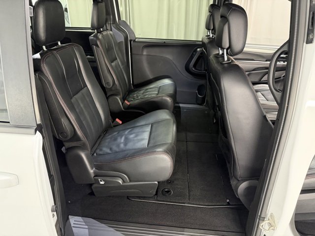 Used 2019 Dodge Grand Caravan GT image 8