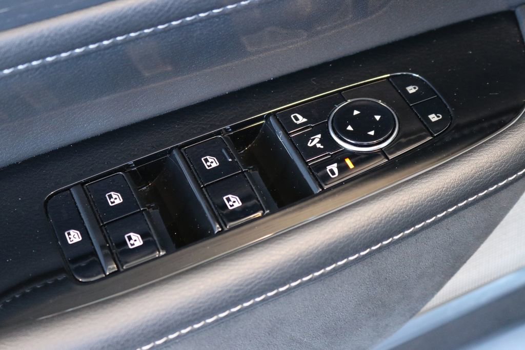 Certified 2025 INFINITI QX80 Sensory image 14