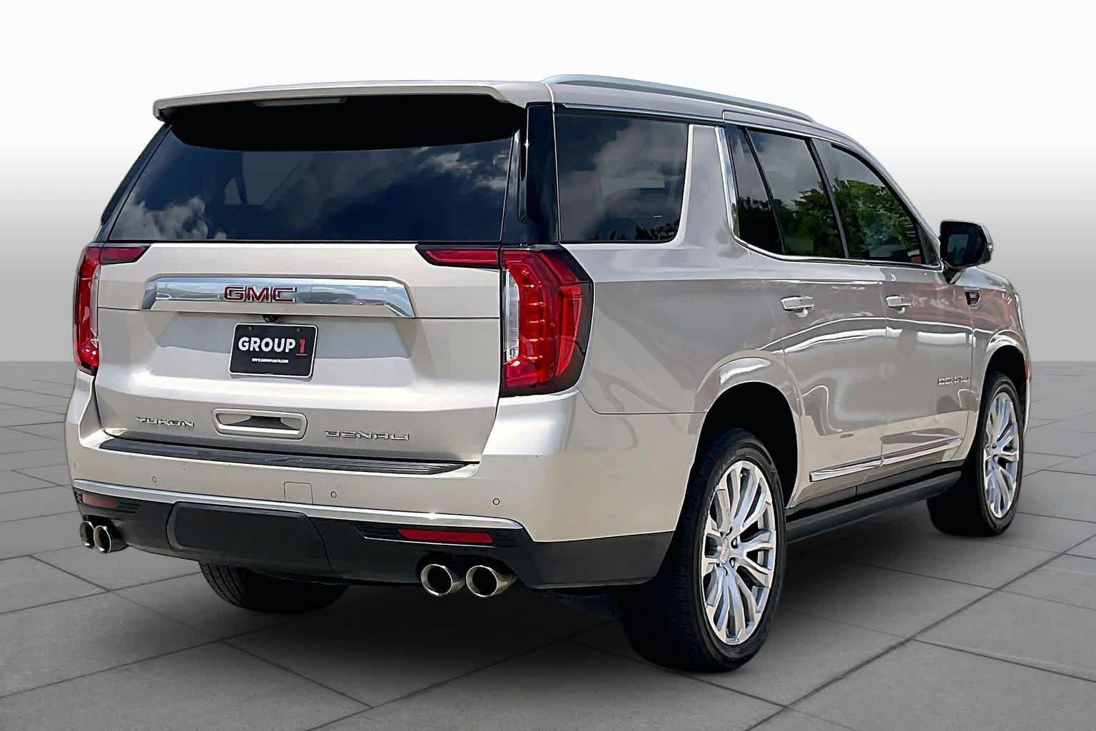 Used 2023 GMC Yukon Denali AWD/4WD image 13